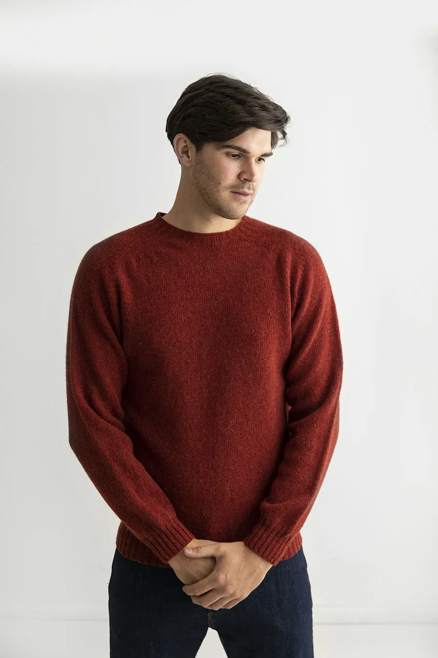 Mens Seamless Saddle Shoulder Shetland Jumper - Blaze red