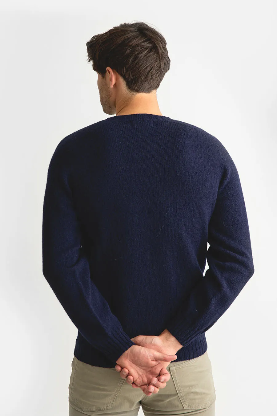 Mens Seamless Saddle Shoulder Shetland Jumper - Navy